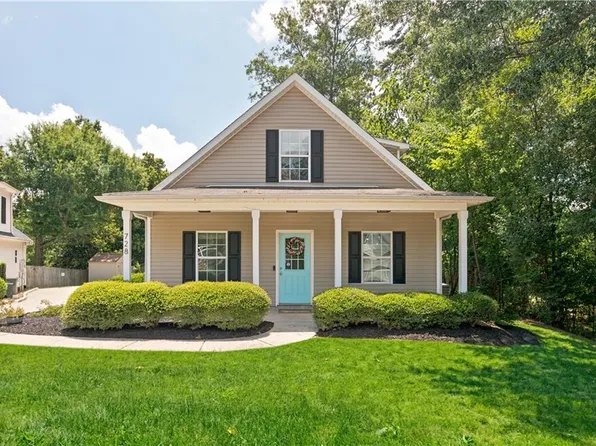 728 Skyview Dr NE, Marietta, GA 30060