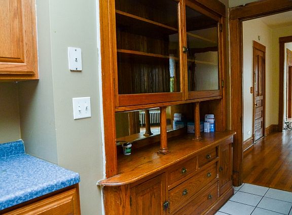 4th image of 2438 N Kimball Ave #2