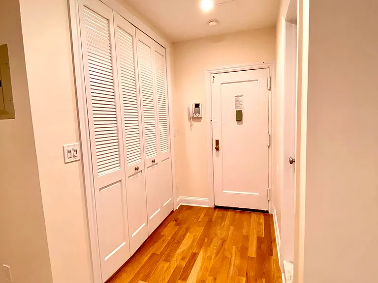 1480 York Ave #4C — Photo 7