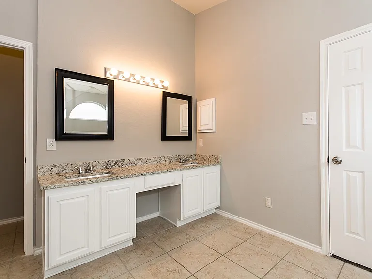 1413 Gordon Dr — Photo 14