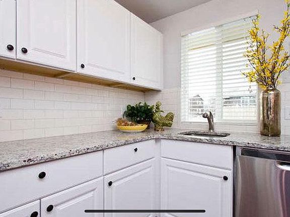 Loads of counter-top space!