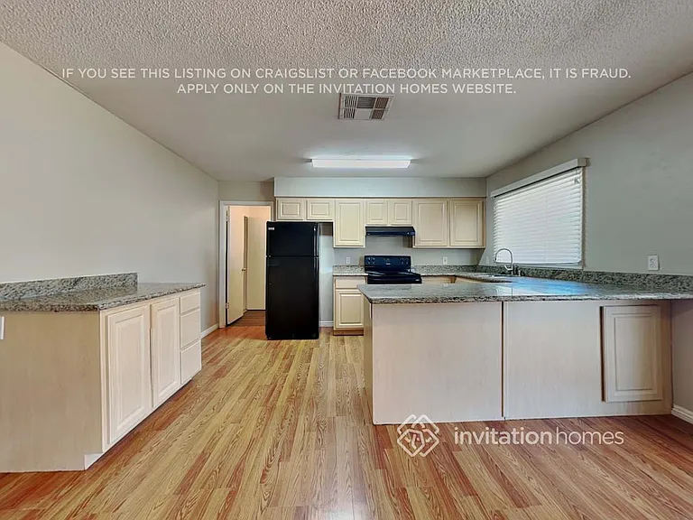 4901 W Michigan Ave — Photo 9