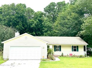 240 S Creek Dr, Jacksonville, NC 28540