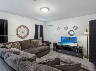 219 NW 7th Ct, Hallandale, FL 33009