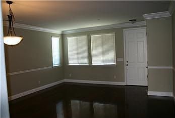 3rd image of 1805 Farnham Ave