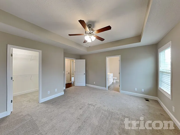 184 Fieldstone Ln — Photo 6