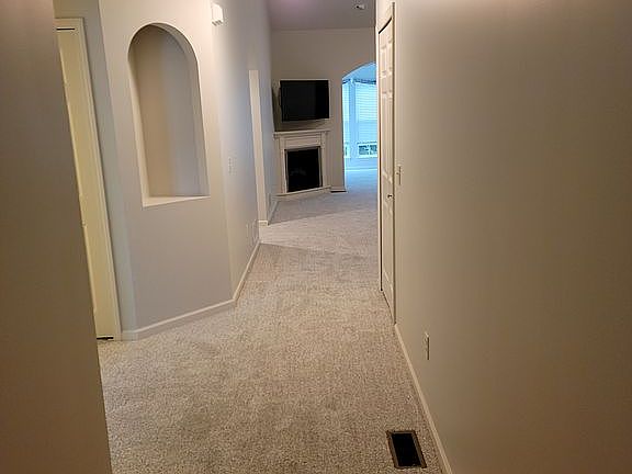 5th image of 5092 Catawba Place Ln