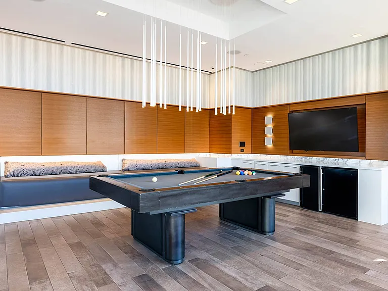 Sky Club
