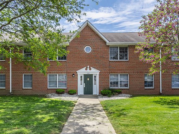 3rd image of 1300 S 18th St #1306-009