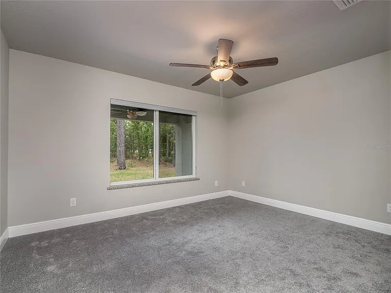 696 Marion Oaks Trl — Photo 16