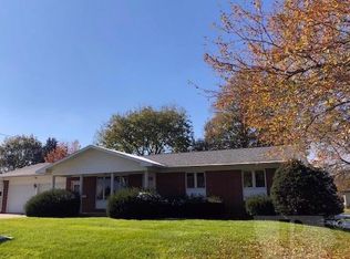 704 10th Ave, Sully, IA 50251