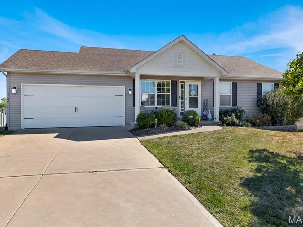 2180 Central Park Dr, Troy, MO 63379
