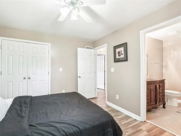 204 Summer Pl — Photo 16