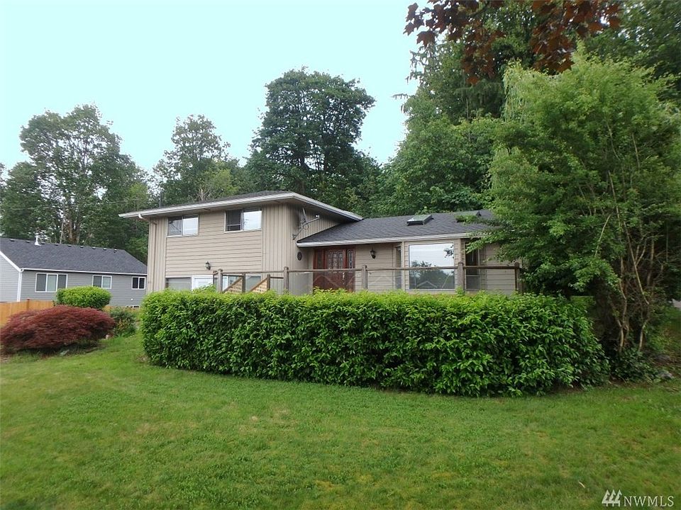 1st image of 831 116th Ave SE