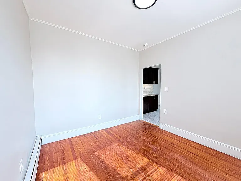 1 bed, $1,795 — Photo 2