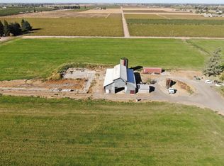 21375 N Bruella Rd, Acampo, CA 95220