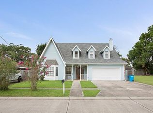 2408 Chalona Dr, Chalmette, LA 70043