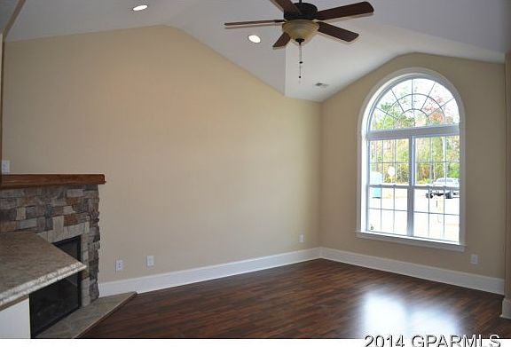 3rd image of 2005 A A Leighton Drive #A
