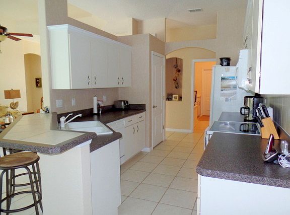 5th image of 732 Oakwater Ln