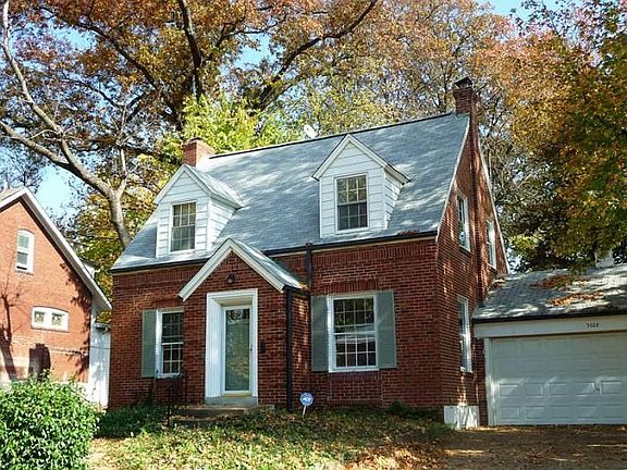 2nd image of 3028 Arlmont Dr