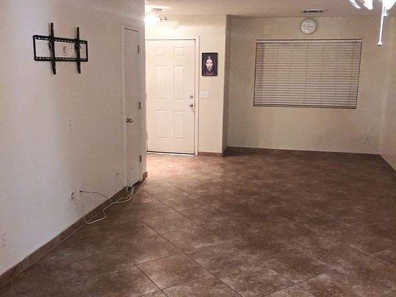 4th image of 6660 S Avenida Mirella Bonita
