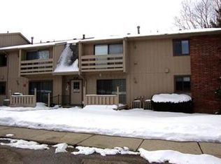 1747 Maple Rdg APT 18, Haslett, MI 48840
