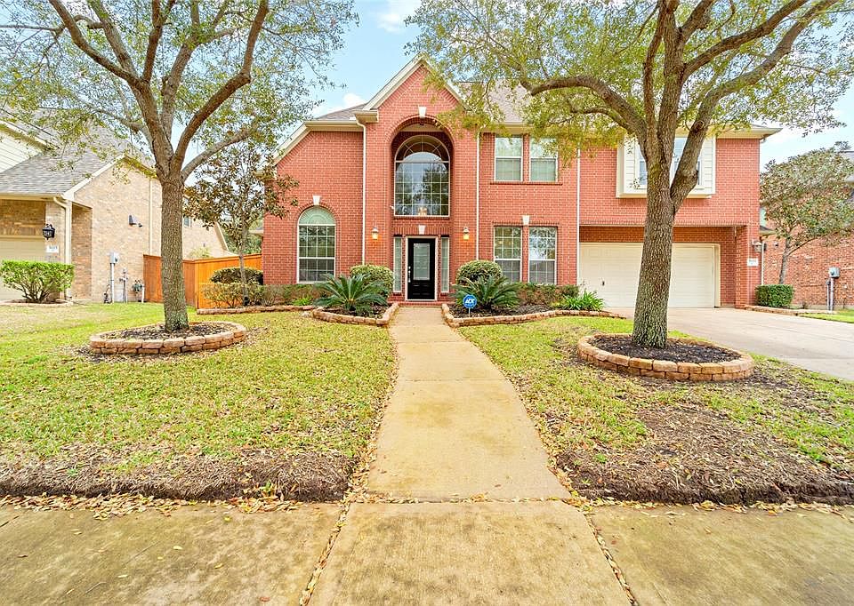 1st image of 5619 Riverstone Crossing Dr