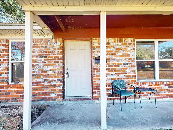 3rd image of 7115 Inkberry Dr