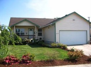 625 Arthur Ave, Cottage Grove, OR 97424