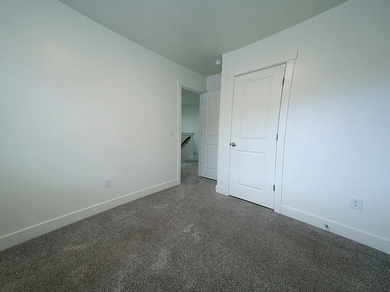 Bedroom 3 of 4