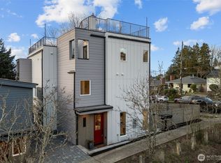 8405 42nd Ave SW, Seattle, WA 98136