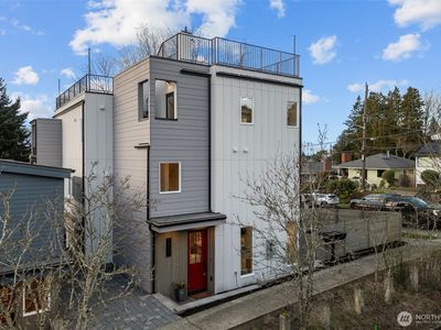 8405 42nd Avenue SW, Seattle, WA, 98136