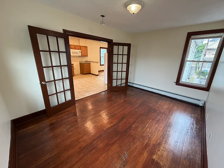 570 Main St #3 — Photo 10