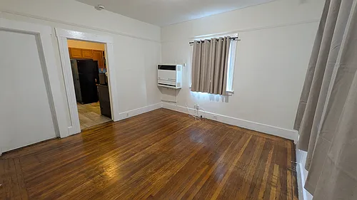1438 Alcatraz Ave Photo 1