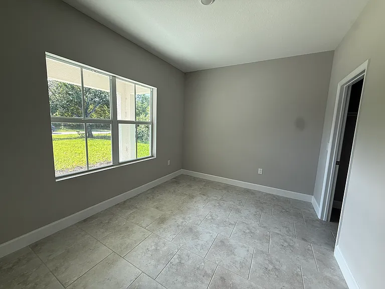 232 Bell Blvd S — Photo 8