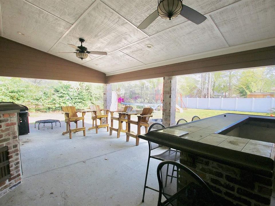 2nd image of 4433 River Rd
