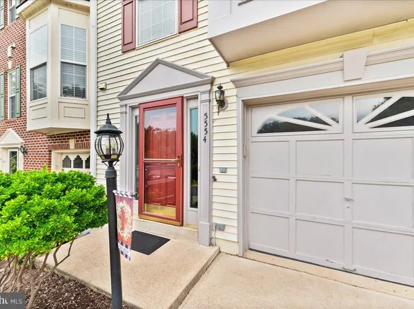 5554 Jowett Ct, Alexandria, VA 22315