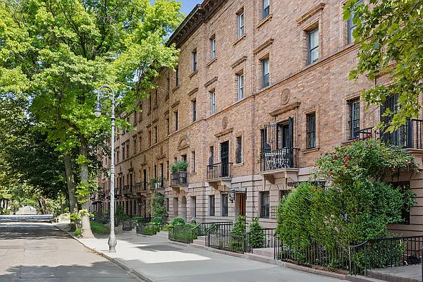 Sold by Corcoran | media 31