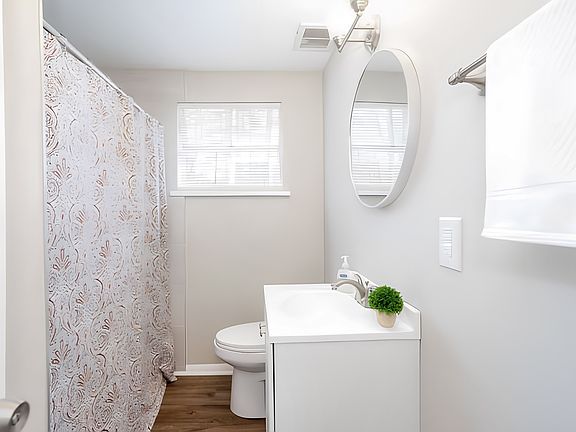 4th image of 20 Woodland Dr #14926244