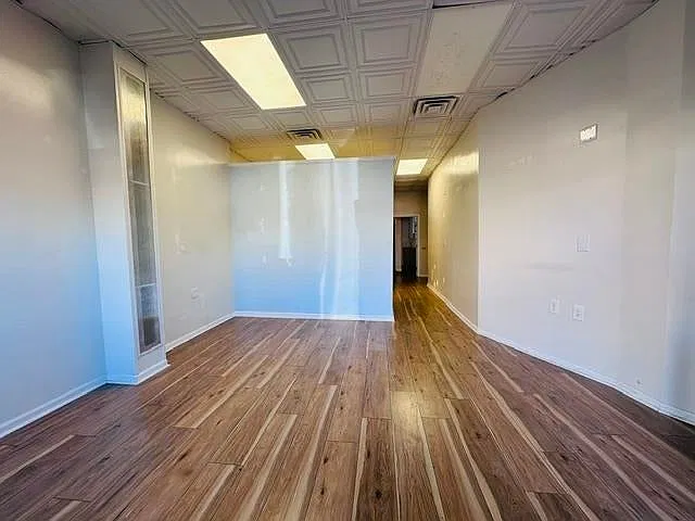 Studio, 750 sqft, $1,750 — Photo 2