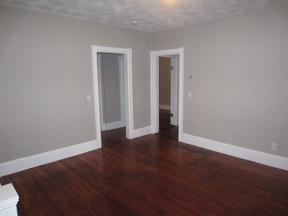 1st image of 161 Wood St Floor 1