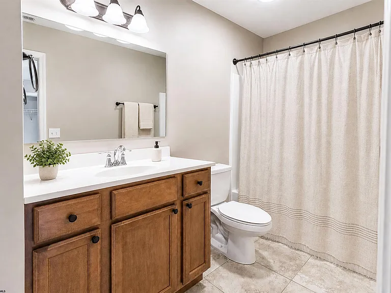 1335 Canyon Rd — Photo 17