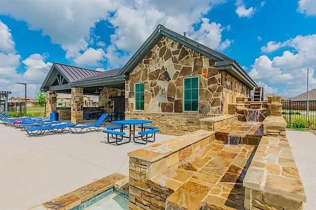 8709 Heliotrope Ln — Photo 48