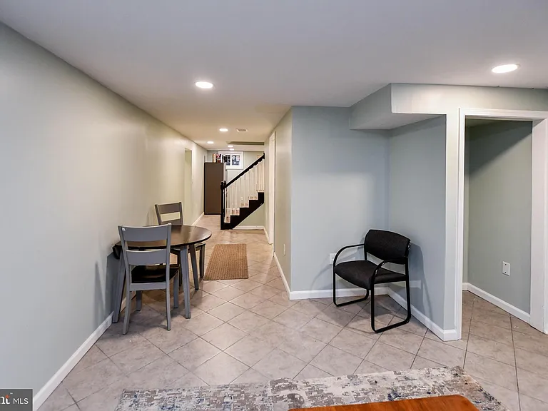 3802 Cedar Dr — Photo 5