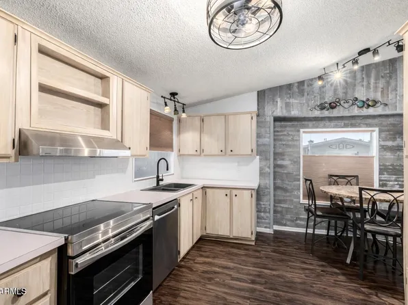 834 S Meridian Road #77, Apache Junction, AZ 85120