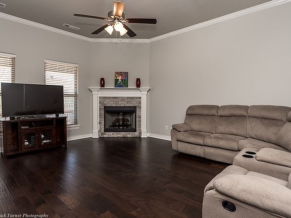 3rd image of 3505 SW Picasso Blvd