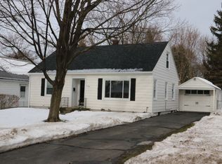 124 Clover Rd, Syracuse, NY 13219