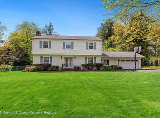 65 Pelican Rd, Middletown, NJ 07748