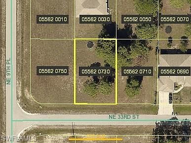 1st image of 923 NE 33rd Ln