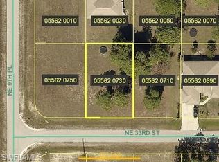 923 NE 33rd Ln, Cape Coral, FL 33909